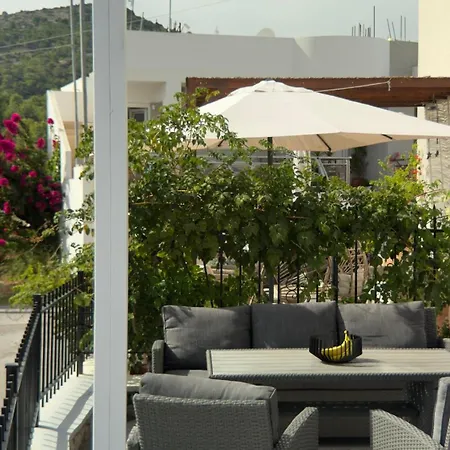 Aryve Townhouse Rhodos Mit Akropolis- Und Meerblick Sowie Jacuzzi Und Tollen Sonnenterrassen Und Garten * Malona Village