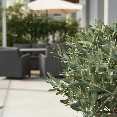 Aryve Townhouse Rhodos Mit Akropolis- Und Meerblick Sowie Jacuzzi Und Tollen Sonnenterrassen Und Garten Malona Village