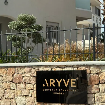 Aryve Townhouse Rhodos Mit Akropolis- Und Meerblick Sowie Jacuzzi Und Tollen Sonnenterrassen Und Garten Malona Village