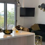 Aryve Townhouse Rhodos Mit Akropolis- Und Meerblick Sowie Jacuzzi Und Tollen Sonnenterrassen Und Garten *