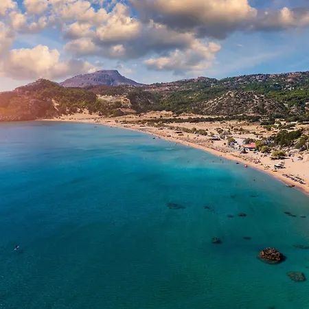 Aryve Townhouse Rhodos Mit Akropolis- Und Meerblick Sowie Jacuzzi Und Tollen Sonnenterrassen Und Garten Dom wakacyjny *