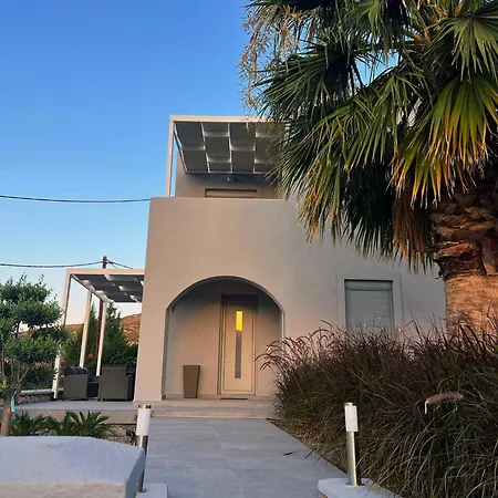 Aryve Townhouse Rhodos Mit Akropolis- Und Meerblick Sowie Jacuzzi Und Tollen Sonnenterrassen Und Garten Tatil Evi
