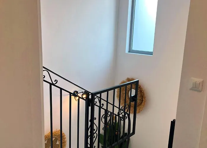 Aryve Townhouse Rhodos Mit Akropolis- Und Meerblick Sowie Jacuzzi Und Tollen Sonnenterrassen Und Garten * Malona Village