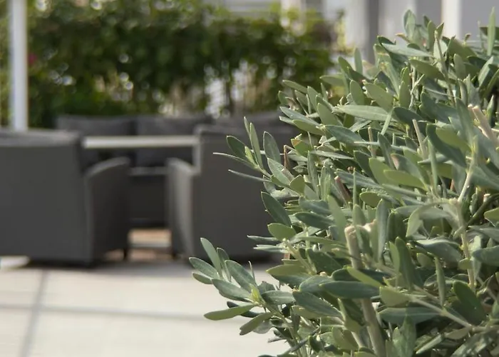 Aryve Townhouse Rhodos Mit Akropolis- Und Meerblick Sowie Jacuzzi Und Tollen Sonnenterrassen Und Garten Malona Village