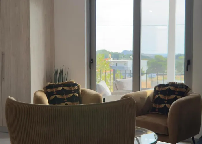 Дом отдыха Aryve Townhouse Rhodos Mit Akropolis- Und Meerblick Sowie Jacuzzi Und Tollen Sonnenterrassen Und Garten *