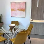 Сasa de vacaciones Aryve Townhouse Rhodos Mit Akropolis- Und Meerblick Sowie Jacuzzi Und Tollen Sonnenterrassen Und Garten