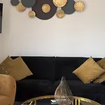 Сasa de vacaciones Aryve Townhouse Rhodos Mit Akropolis- Und Meerblick Sowie Jacuzzi Und Tollen Sonnenterrassen Und Garten