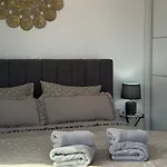 Сasa de vacaciones Aryve Townhouse Rhodos Mit Akropolis- Und Meerblick Sowie Jacuzzi Und Tollen Sonnenterrassen Und Garten Malona Village