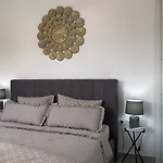 Сasa de vacaciones Aryve Townhouse Rhodos Mit Akropolis- Und Meerblick Sowie Jacuzzi Und Tollen Sonnenterrassen Und Garten