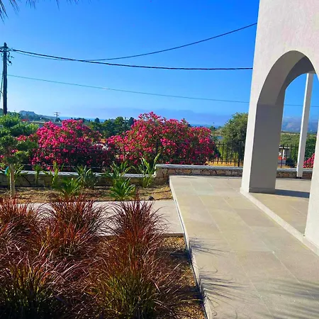 Aryve Townhouse Rhodos Mit Akropolis- Und Meerblick Sowie Jacuzzi Und Tollen Sonnenterrassen Und Garten Vakantiehuis *