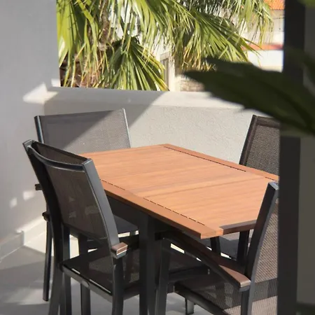Aryve Townhouse Rhodos Mit Akropolis- Und Meerblick Sowie Jacuzzi Und Tollen Sonnenterrassen Und Garten * Malona Village