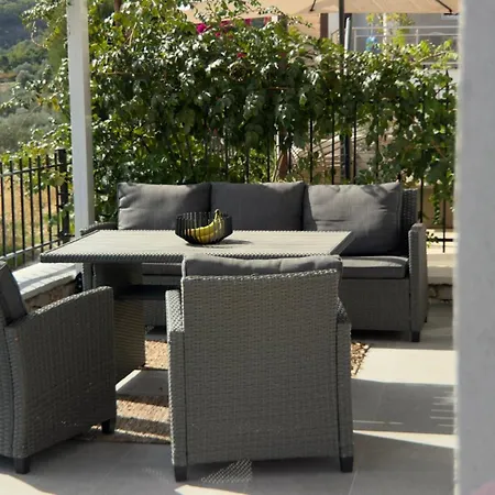 Aryve Townhouse Rhodos Mit Akropolis- Und Meerblick Sowie Jacuzzi Und Tollen Sonnenterrassen Und Garten * Malona Village