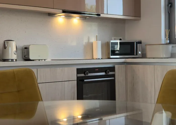 Aryve Townhouse Rhodos Mit Akropolis- Und Meerblick Sowie Jacuzzi Und Tollen Sonnenterrassen Und Garten Ferienhaus *